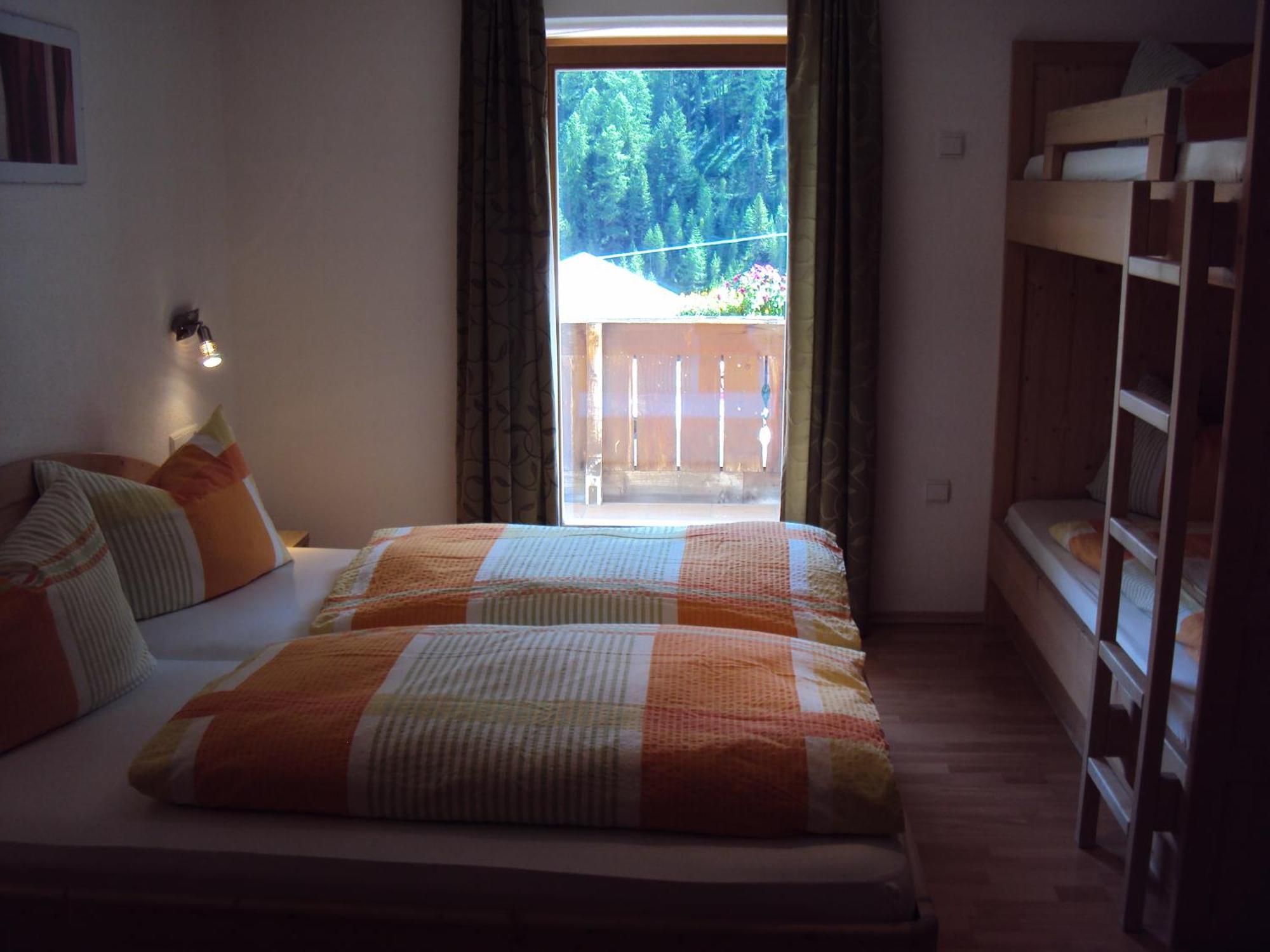 Haus Fliri Hotel Curon Venosta Cameră foto
