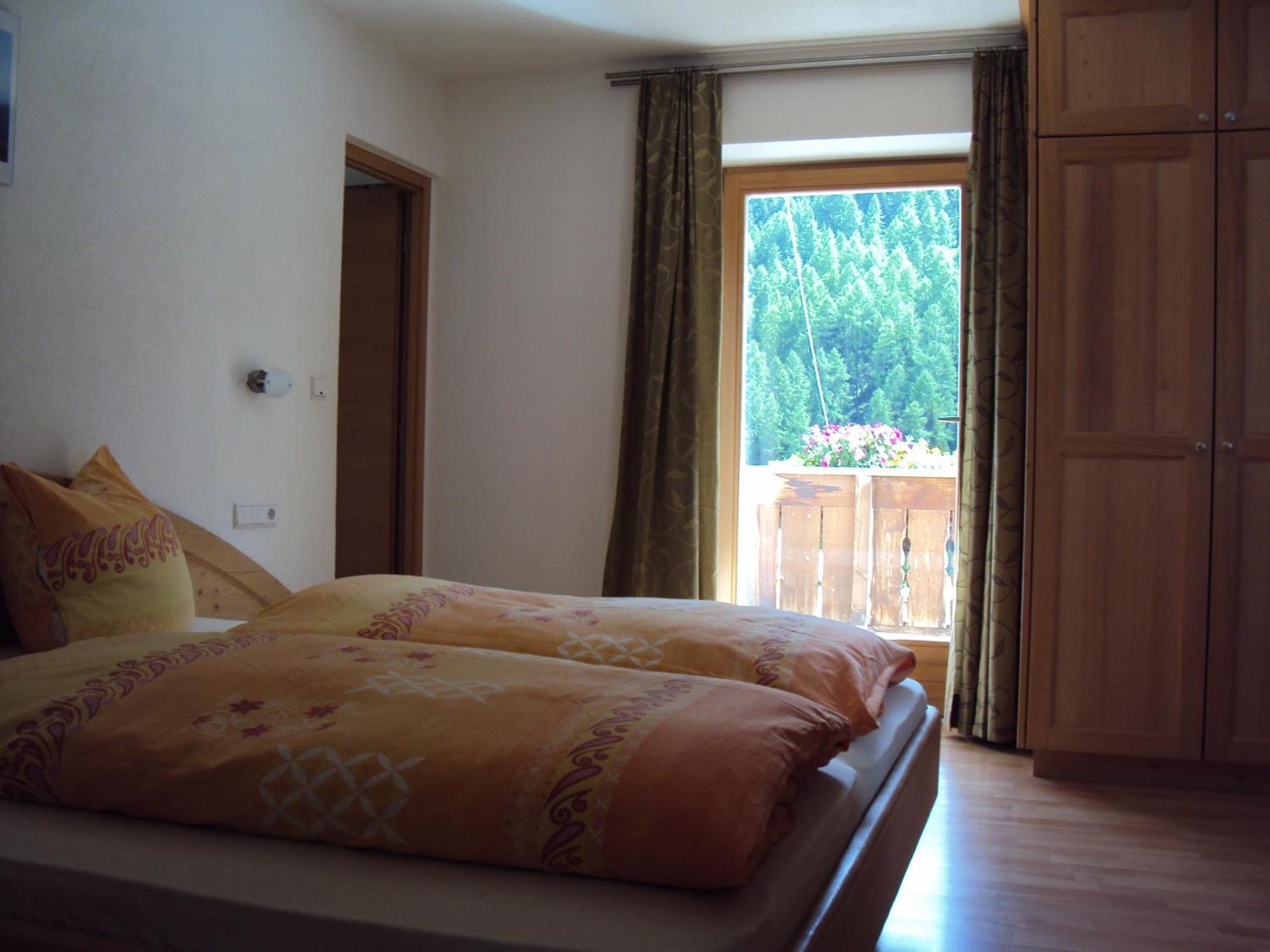 Haus Fliri Hotel Curon Venosta Cameră foto