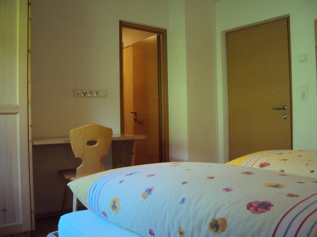Haus Fliri Hotel Curon Venosta Cameră foto